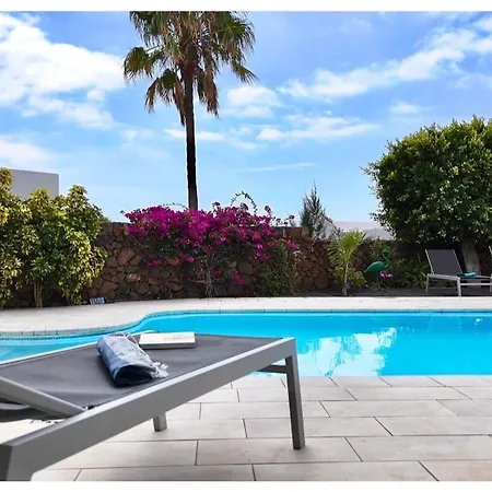 Infinity Exclusive アパート