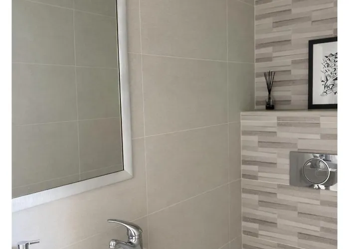 Infinity Exclusive تياس