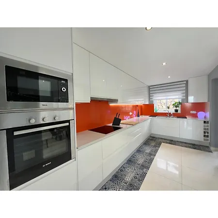 Infinity Exclusive Apartment Tias