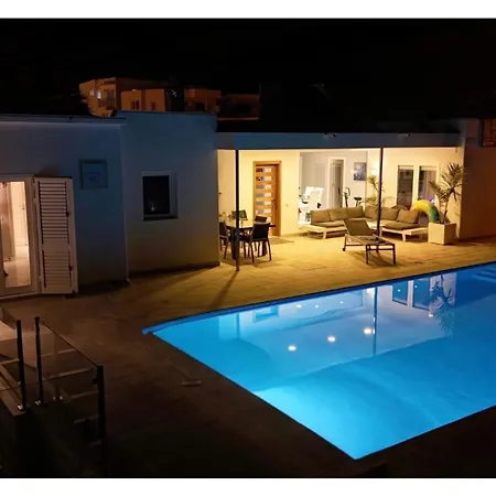 Infinity Exclusive Apartmán Tías