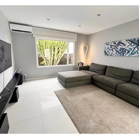 Infinity Exclusive Apartmán Tías