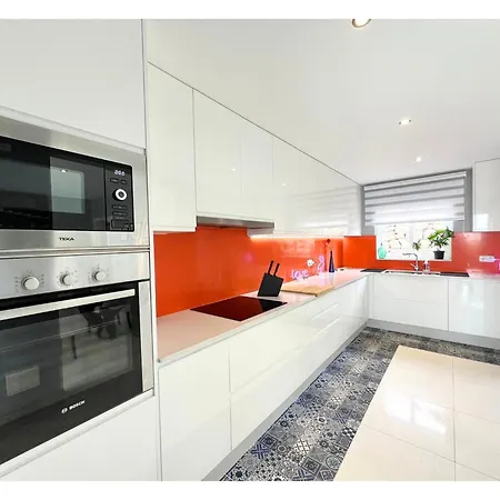 Infinity Exclusive Тиас